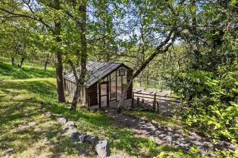 6969 Griffin Creek Road Medford OR 97501