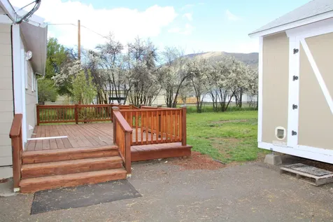 1417 Hope Street Klamath Falls OR 97603