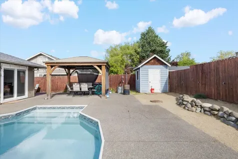 2220 Ridge Way Medford OR 97504