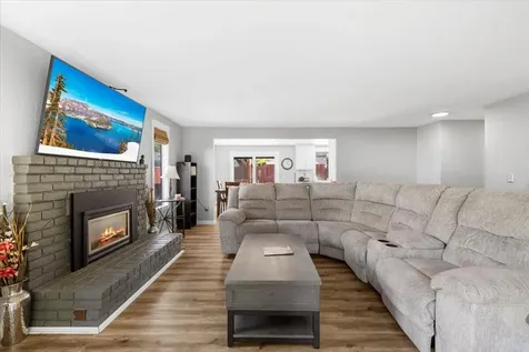 2220 Ridge Way Medford OR 97504