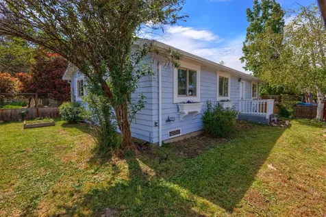 219 W Hersey Street Ashland OR 97520