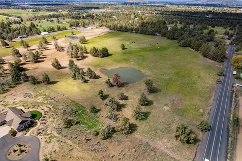 62920 Dickey Road Bend OR 97701