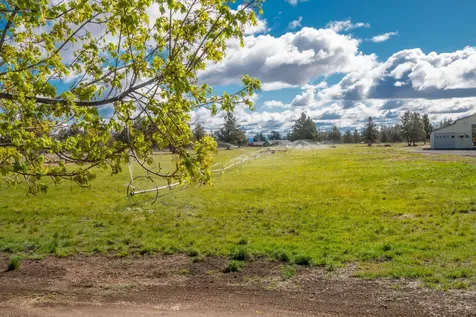 62920 Dickey Road Bend OR 97701