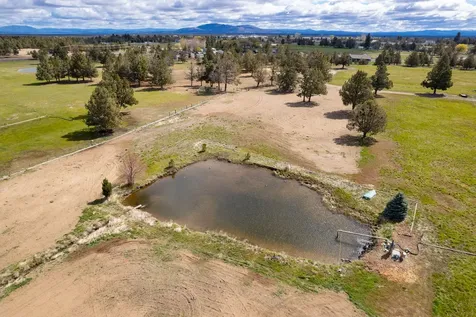 62920 Dickey Road Bend OR 97701