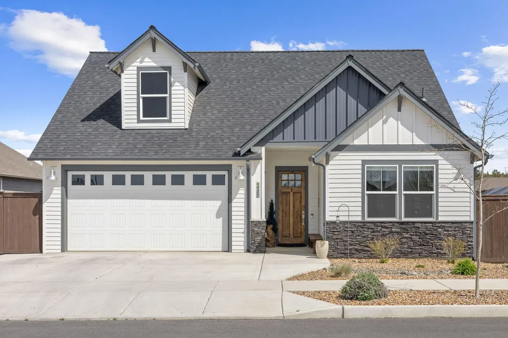 4307 SW Coyote Avenue Redmond OR 97756