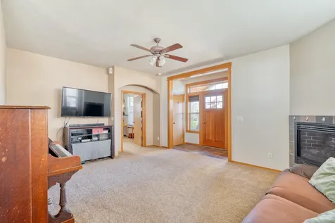 1662 NW Ivy Avenue Redmond OR 97756