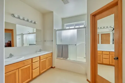 1662 NW Ivy Avenue Redmond OR 97756