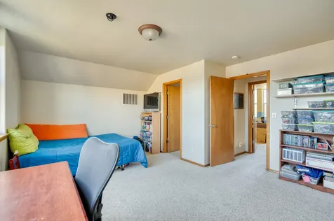 1662 NW Ivy Avenue Redmond OR 97756
