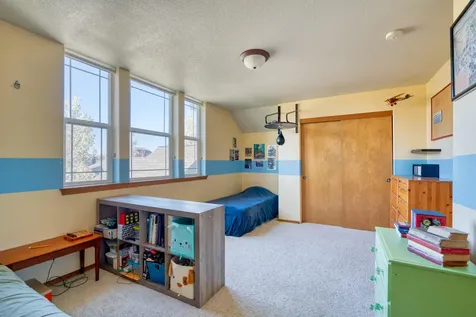 1662 NW Ivy Avenue Redmond OR 97756
