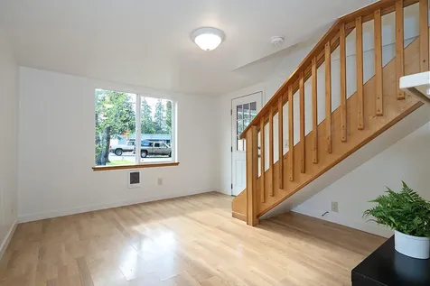 550 Ray Lane Ashland OR 97520
