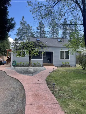 550 Ray Lane Ashland OR 97520