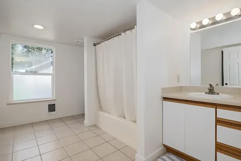 550 Ray Lane Ashland OR 97520