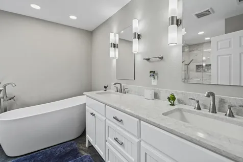 656 Oak Wood Eagle Point OR 97524