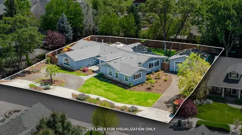 656 Oak Wood Eagle Point OR 97524