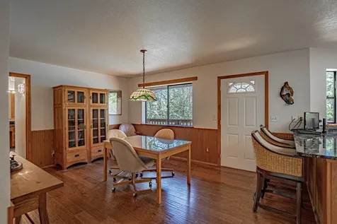 14340 E Evans Creek Road Rogue River OR 97537