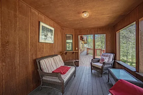 14340 E Evans Creek Road Rogue River OR 97537