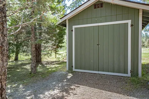 14340 E Evans Creek Road Rogue River OR 97537