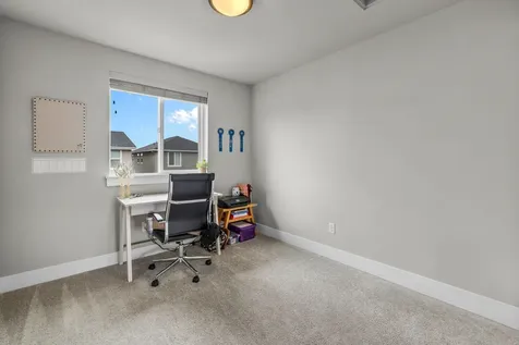 3735 Eagle Road Bend OR 97701