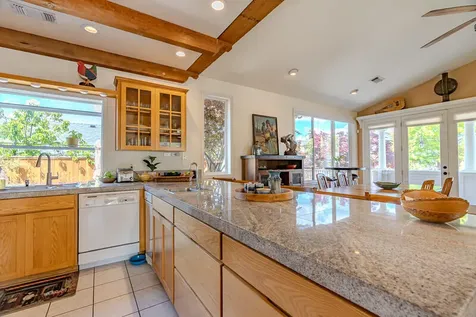 465 Thimbleberry Lane Ashland OR 97520