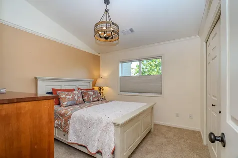 465 Thimbleberry Lane Ashland OR 97520