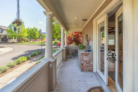 465 Thimbleberry Lane Ashland OR 97520