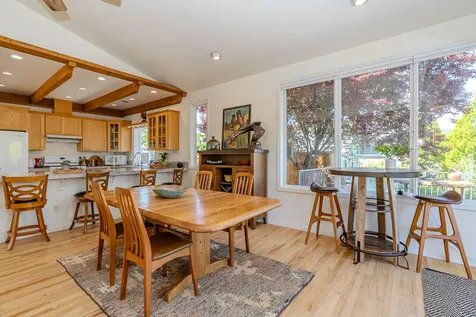465 Thimbleberry Lane Ashland OR 97520