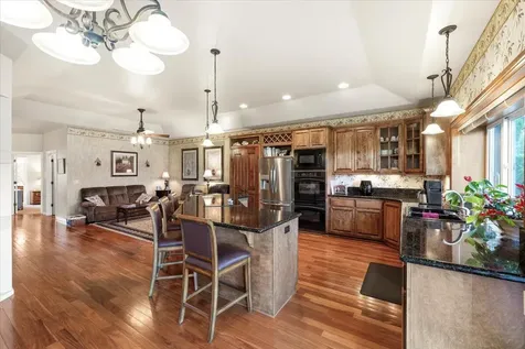 956 Street Andrews Way Eagle Point OR 97524