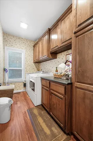 956 Street Andrews Way Eagle Point OR 97524