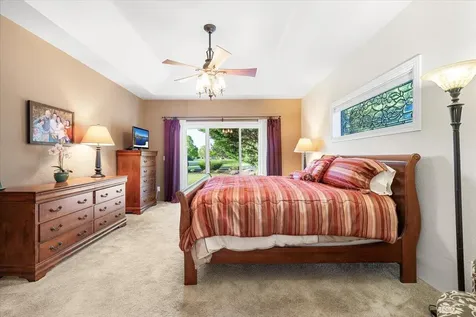 956 Street Andrews Way Eagle Point OR 97524