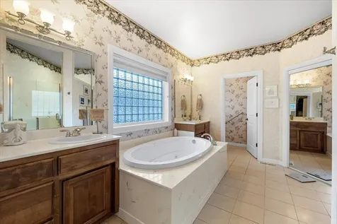 956 Street Andrews Way Eagle Point OR 97524