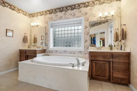 956 Street Andrews Way Eagle Point OR 97524