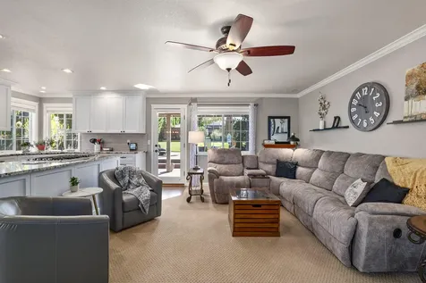 2392 Brighton Circle Medford OR 97504