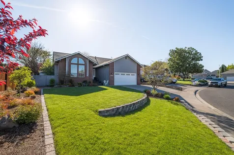 2392 Brighton Circle Medford OR 97504