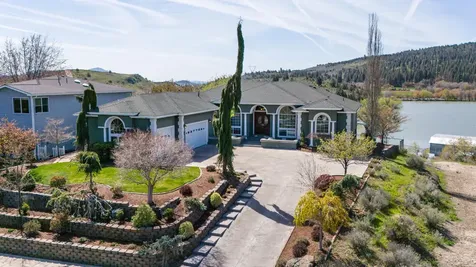 802 Hogue Drive Klamath Falls OR 97601