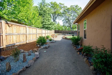 475 Robert Trent Jones Boulevard Eagle Point OR 97524