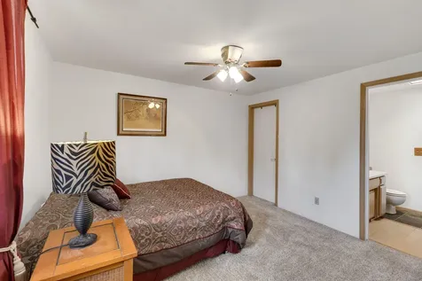 654 Golden Lane Medford OR 97504
