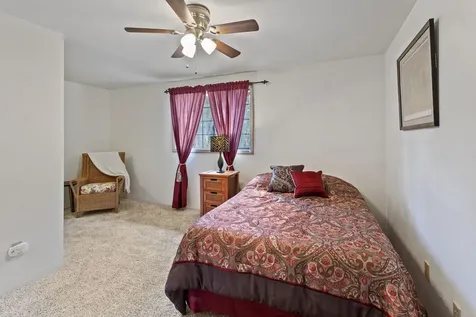 654 Golden Lane Medford OR 97504