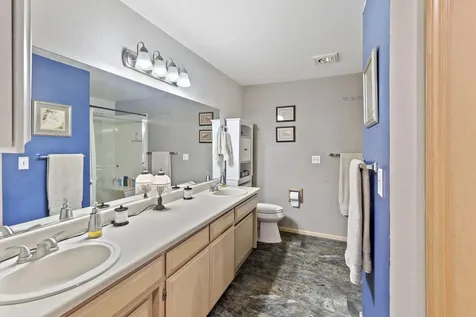 654 Golden Lane Medford OR 97504