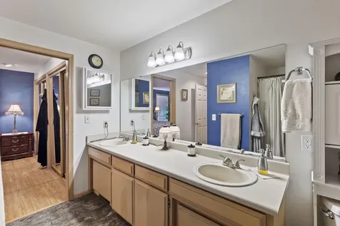 654 Golden Lane Medford OR 97504
