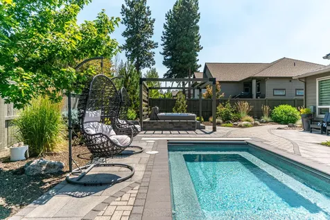 60864 SW Headwaters Loop Bend OR 97702