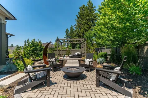 60864 SW Headwaters Loop Bend OR 97702