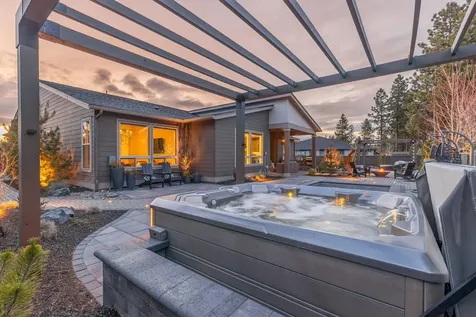 60864 SW Headwaters Loop Bend OR 97702