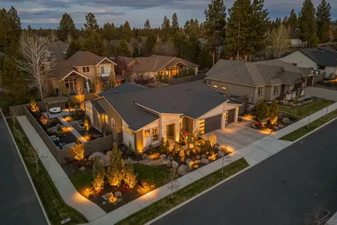 60864 SW Headwaters Loop Bend OR 97702