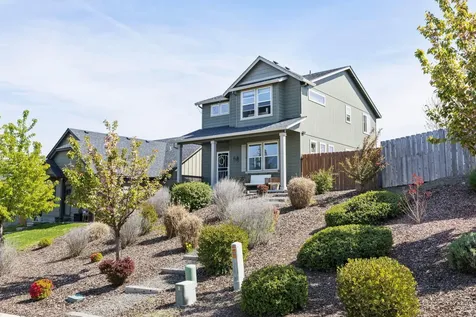 2272 College Way Medford OR 97504