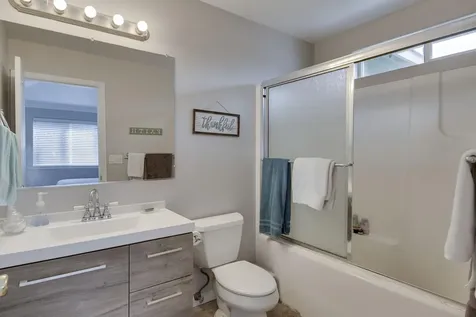 2200 NW Elm Avenue Redmond OR 97756