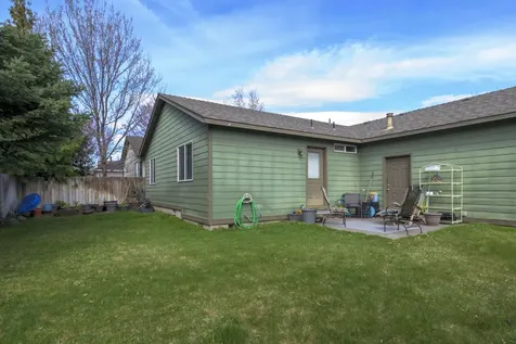 2200 NW Elm Avenue Redmond OR 97756
