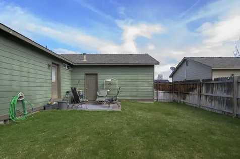 2200 NW Elm Avenue Redmond OR 97756