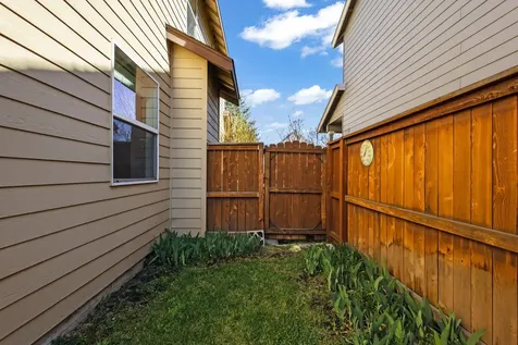 21235 Hurita Place Bend OR 97702