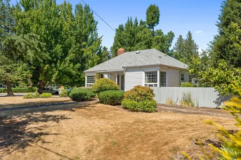 2715 Sunnyview Road NE Salem OR 97301