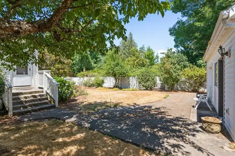 2715 Sunnyview Road NE Salem OR 97301